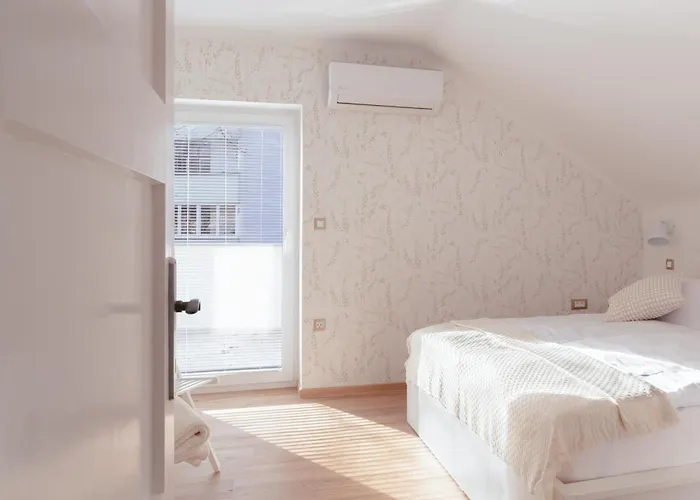 شقة Luxury 2 Bedroom New With Private Parking *