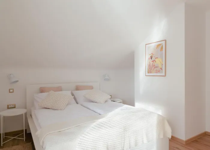 Appartement Luxury 2 Bedroom New With Private Parking *